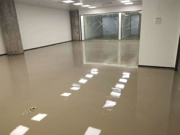 地坪漆和地板漆區(qū)別是什么，使用地板漆的注意事項